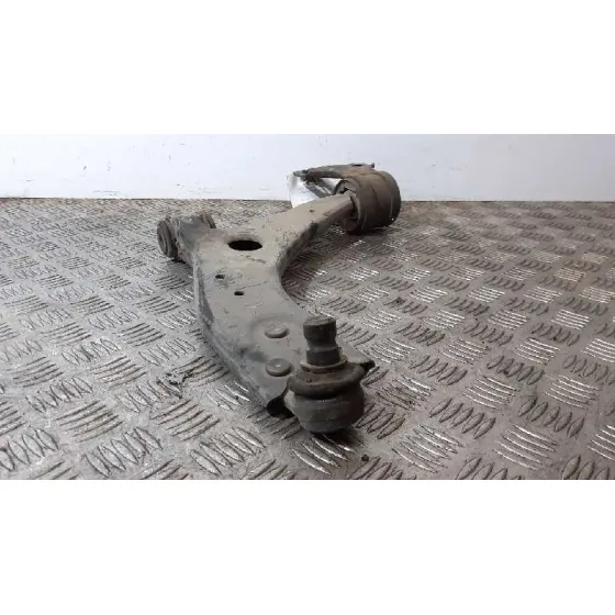 Brazo Suspension Inferior Delantero Izquierdo para Ford Focus Lim.