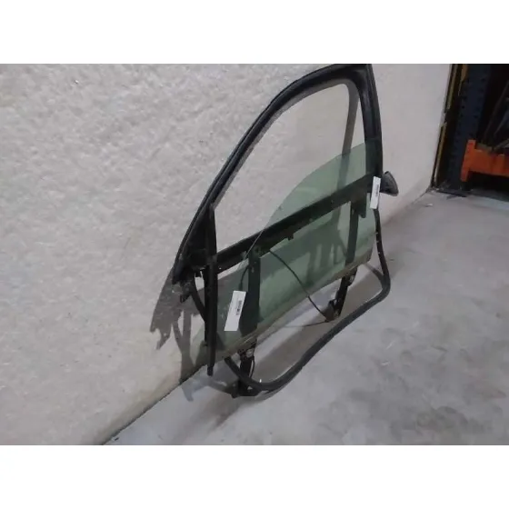 Elevalunas Delantero Derecho para Audi A4 Avant (8E)