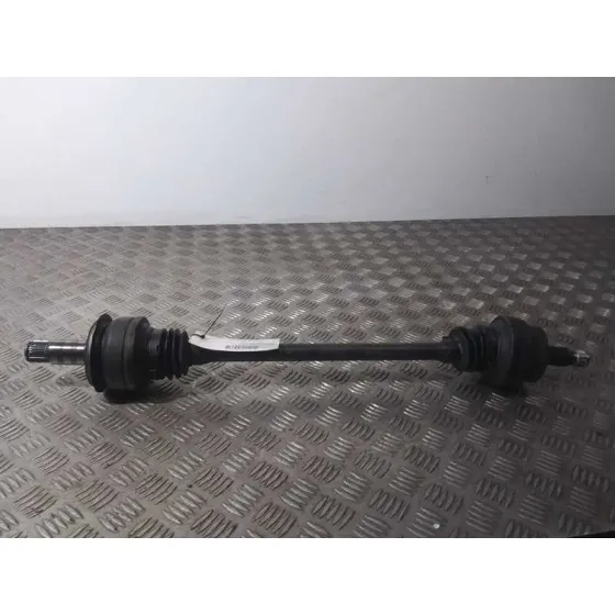 Transmision Trasera Izquierda para Mercedes-Benz Clase C (W204) Lim.