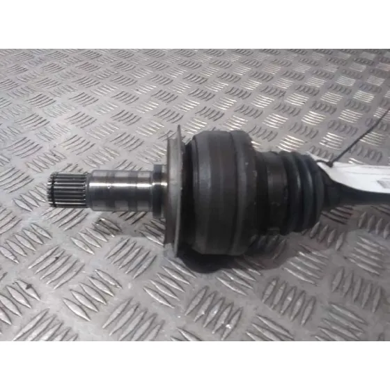 Transmision Trasera Izquierda para Mercedes-Benz Clase C (W204) Lim.