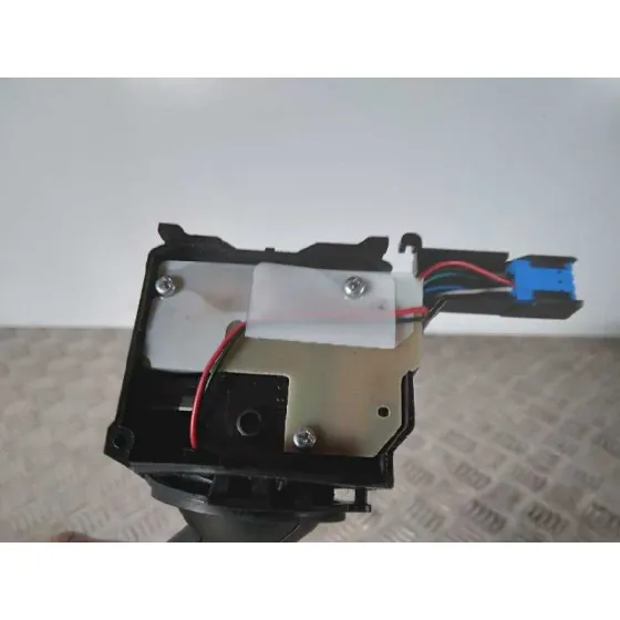 Mando Limpia para Volkswagen Golf V Berlina (1K1)