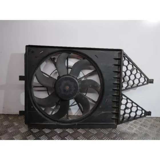 Electroventilador para Seat Ibiza St (6J8)