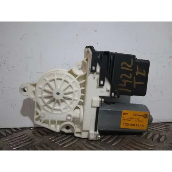 Motor Elevalunas Trasero Izquierdo para Volkswagen Bora Berlina (1J2)