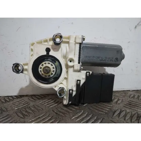 Motor Elevalunas Trasero Izquierdo para Volkswagen Bora Berlina (1J2)
