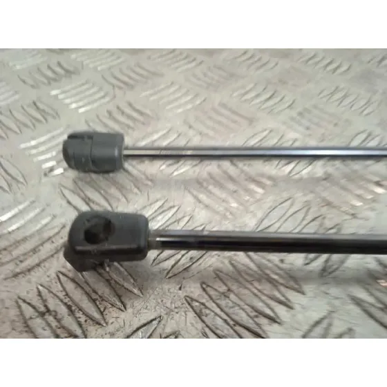 Amortiguadores Maletero / Porton para Kia Sportage