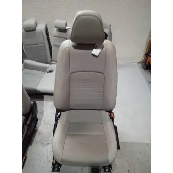 Juego Asientos Completo para Lexus Is