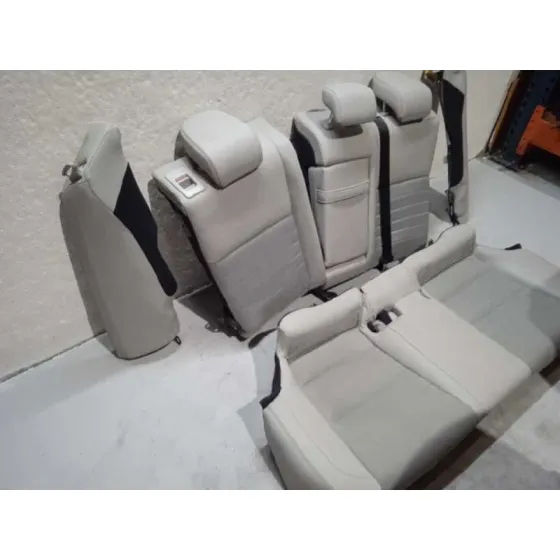 Juego Asientos Completo para Lexus Is