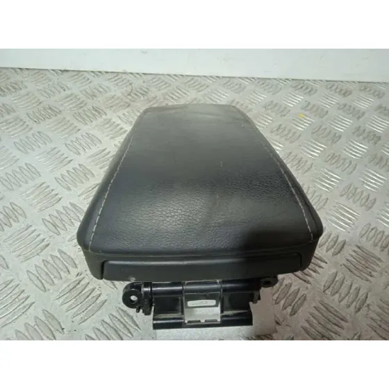 Apoyabrazos Central para Toyota Auris