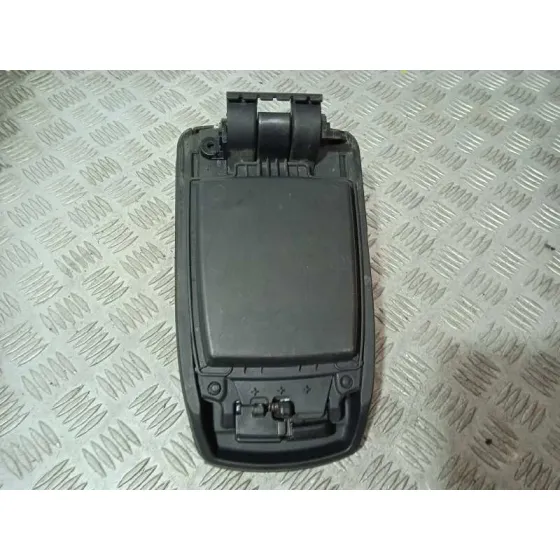 Apoyabrazos Central para Toyota Auris