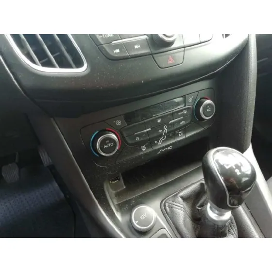 Mando Climatizador para Ford Focus Lim.