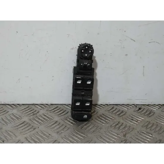 Mando Elevalunas Delantero Izquierdo para Citroën C4 Picasso