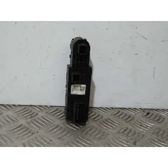 Mando Elevalunas Delantero Izquierdo para Citroën C4 Picasso
