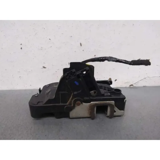 Cerradura Puerta Delantera Izquierda para Ford Fiesta (Ce1)
