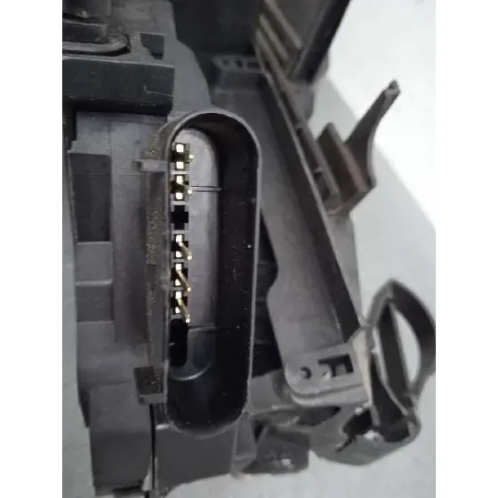 Cerradura Puerta Delantera Izquierda para Ford Focus Lim.