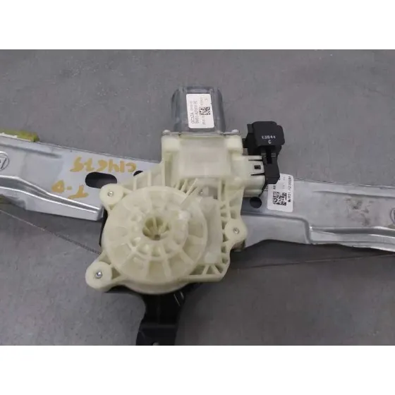 Elevalunas Trasero Derecho para Ford Focus Lim.