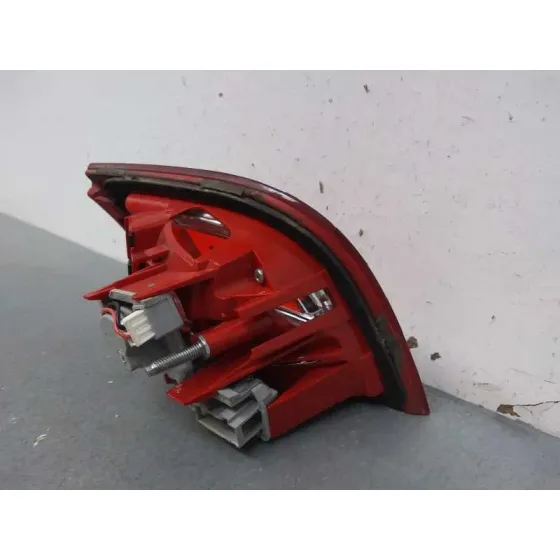 Piloto Trasero Derecho Interior para Audi A3 Sportback (8P)