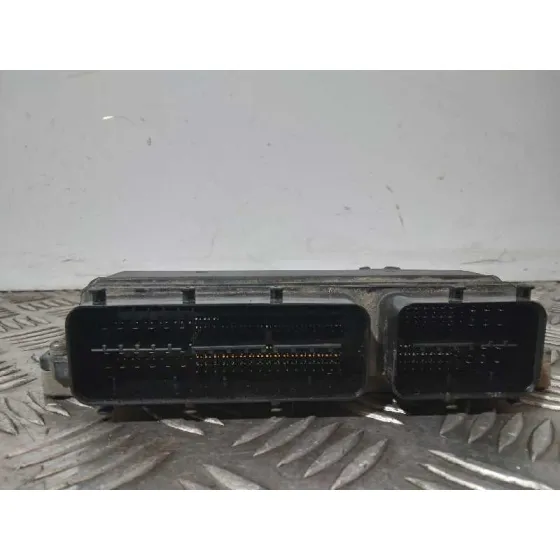 Centralita Motor Uce para Toyota Auris