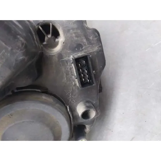 Faro Izquierdo para Peugeot 1007
