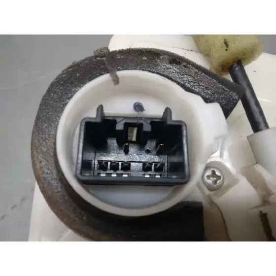 Cerradura Puerta Delantera Izquierda para Mazda 2 Lim. (De)