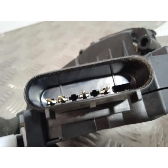 Cerradura Puerta Trasera Izquierda para Ford Focus Lim.