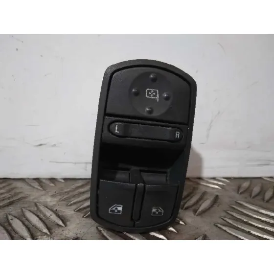 Mando Elevalunas Delantero Izquierdo para Opel Corsa D