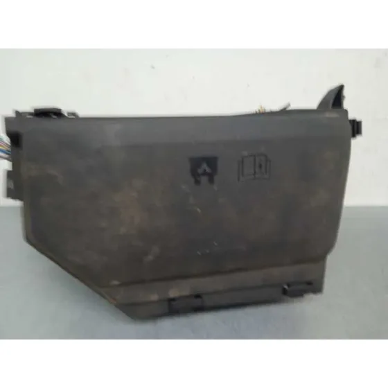 Caja Reles / Fusibles para Ford Mondeo Ber. (Ca2)