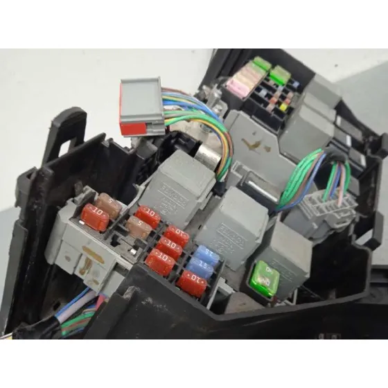 Caja Reles / Fusibles para Ford Mondeo Ber. (Ca2)