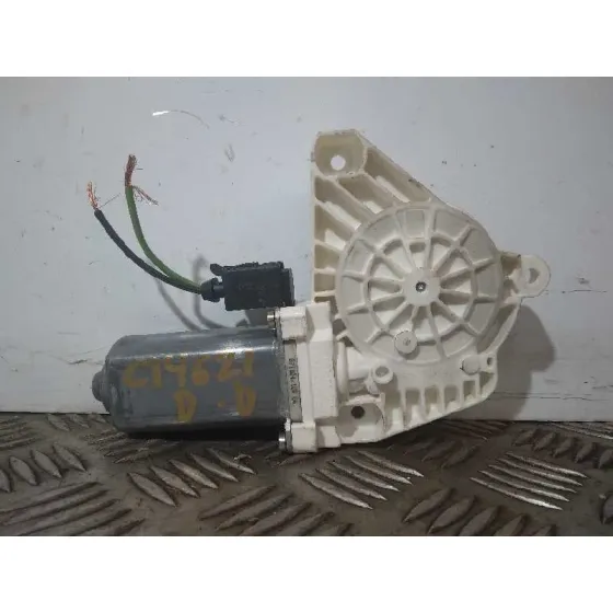 Motor Elevalunas Delantero Derecho para Mercedes-Benz Clase A (W169)