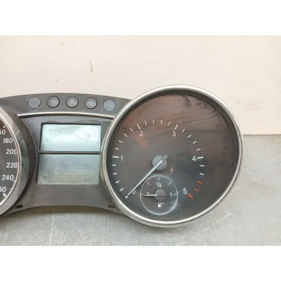 Cuadro Instrumentos para Mercedes-Benz Clase R (W251)