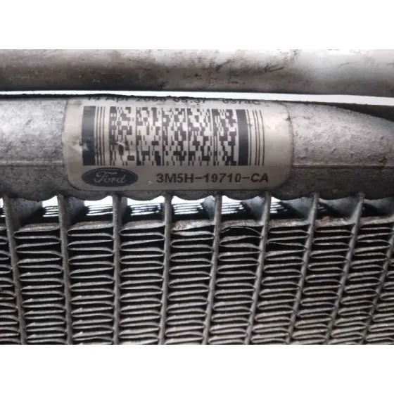 Condensador / Radiador Aire Acondicionado para Ford Focus Berlina (Cap)