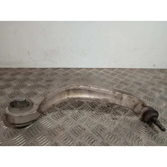 Brazo Suspension Inferior Delantero Derecho para Seat Exeo Berlina (3R2)