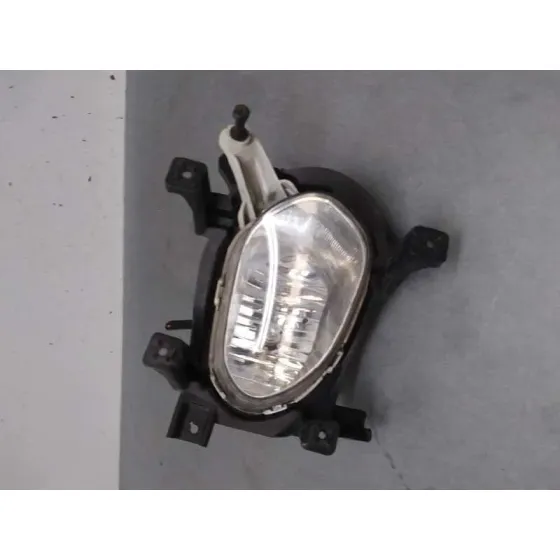 Faro Antiniebla Derecho para Kia Cee'd