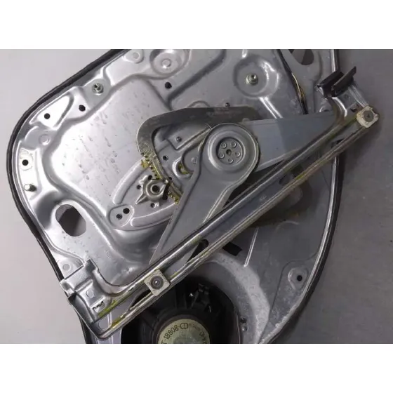 Elevalunas Trasero Izquierdo para Ford Focus Berlina (Cap)