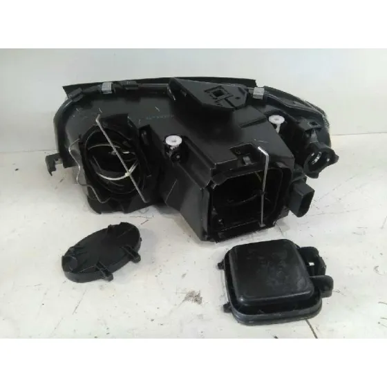 Faro Derecho para Audi A3 (8P)