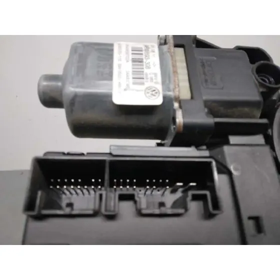 Motor Elevalunas Delantero Derecho para Volkswagen Passat Variant (365)