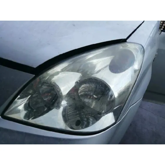Faro Izquierdo para Toyota Corolla Verso (R1)