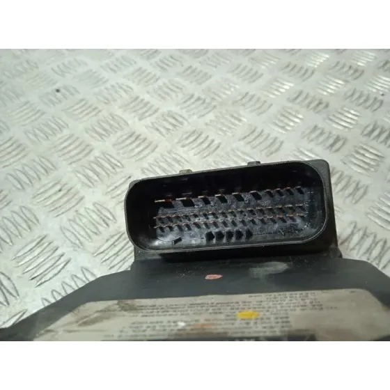 Abs para Toyota Corolla Verso (R1)