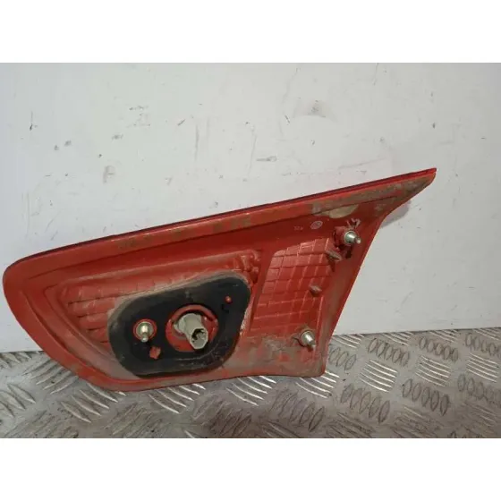 Piloto Trasero Izquierdo Interior para Mitsubishi Lancer Sportback (Cx)