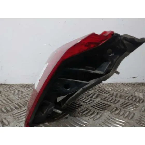 Piloto Trasero Derecho Interior para Subaru Legacy Kombi/Outback B14