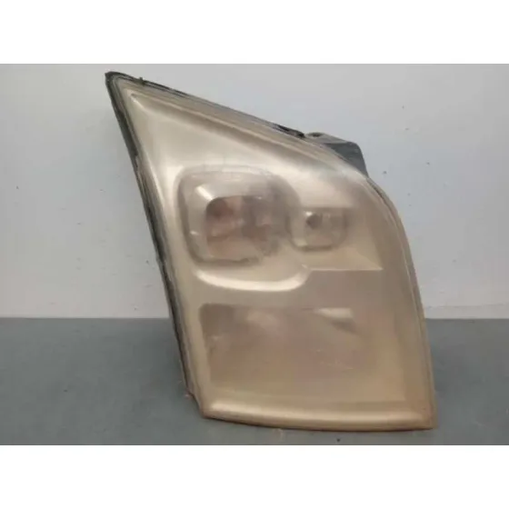 Faro Derecho para Ford Transit Caja Cerrada '06