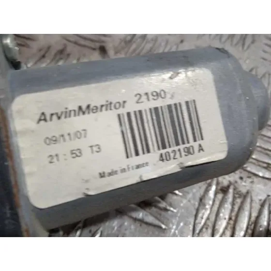 Elevalunas Trasero Derecho para Nissan Qashqai (J10)