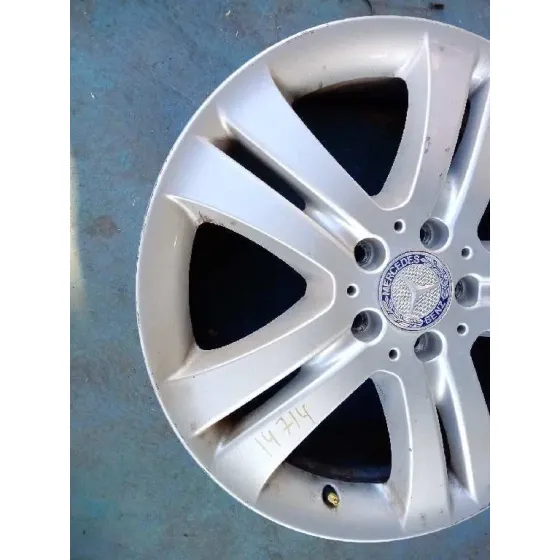 Llanta para Mercedes-Benz Clase R (W251)