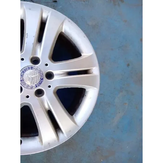 Llanta para Mercedes-Benz Clase R (W251)