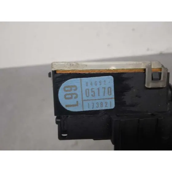 Mando Limpia para Toyota Corolla Verso (R1)