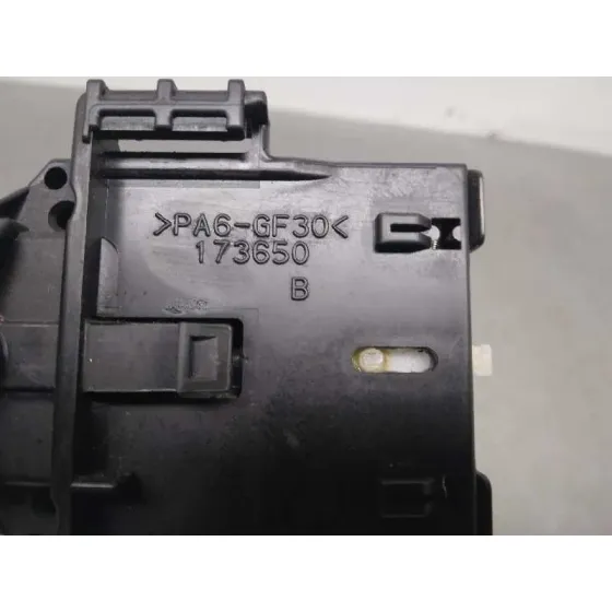Mando Luces para Toyota Corolla Verso (R1)