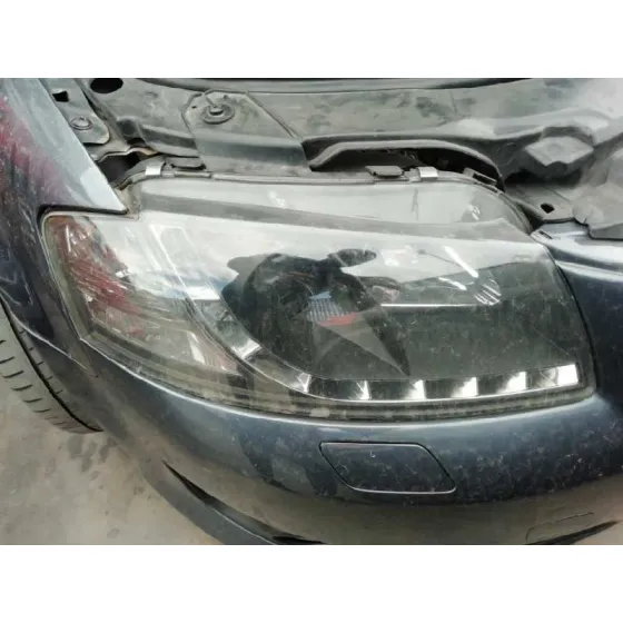 Faro Derecho para Audi A3 (8P)