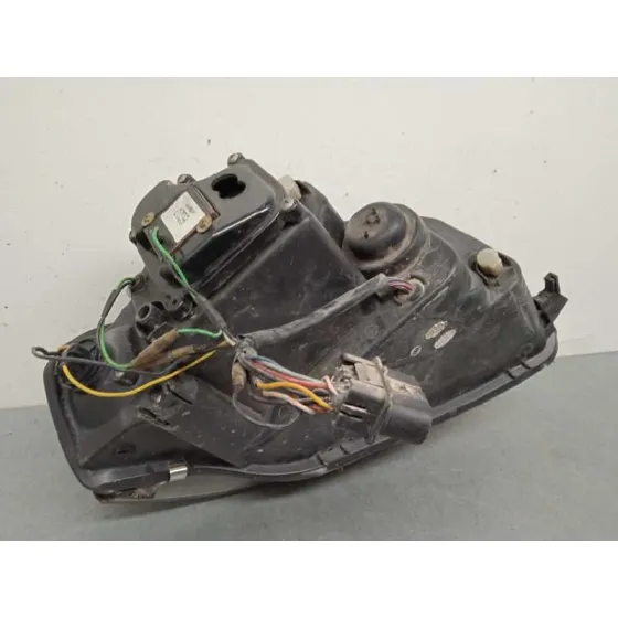 Faro Izquierdo para Audi A3 (8P)