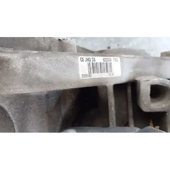 Caja Cambios para Nissan Note (E11E)
