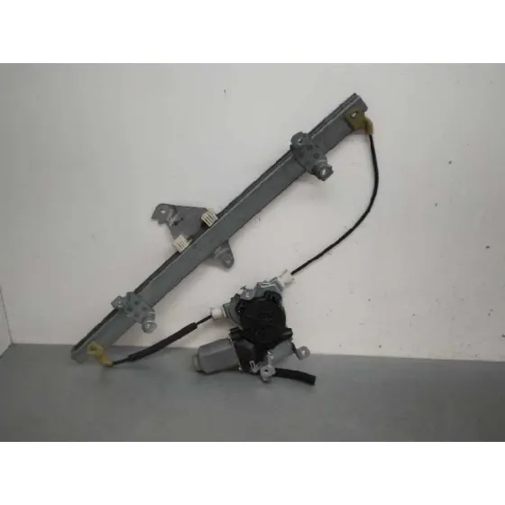 Elevalunas Delantero Derecho para Nissan Note (E11E)
