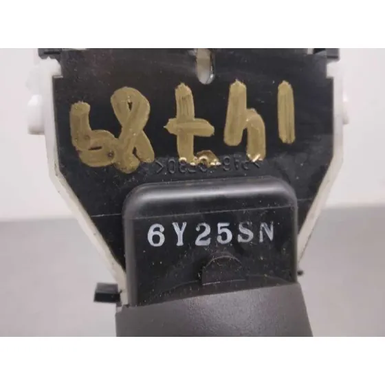 Mando Limpia para Nissan Note (E11E)